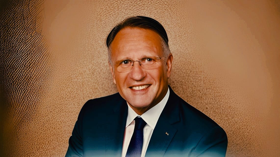 PKK Consulting: Versicherungsoptimierung durch Andreas Thiede Andreas Thiede von PKK Consulting optimiert Versicherungen für Kunden und findet Einsparpotenziale